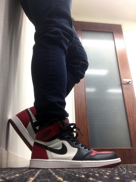 Nike Air Jordan 1 Retro High OG "BRED TOE"