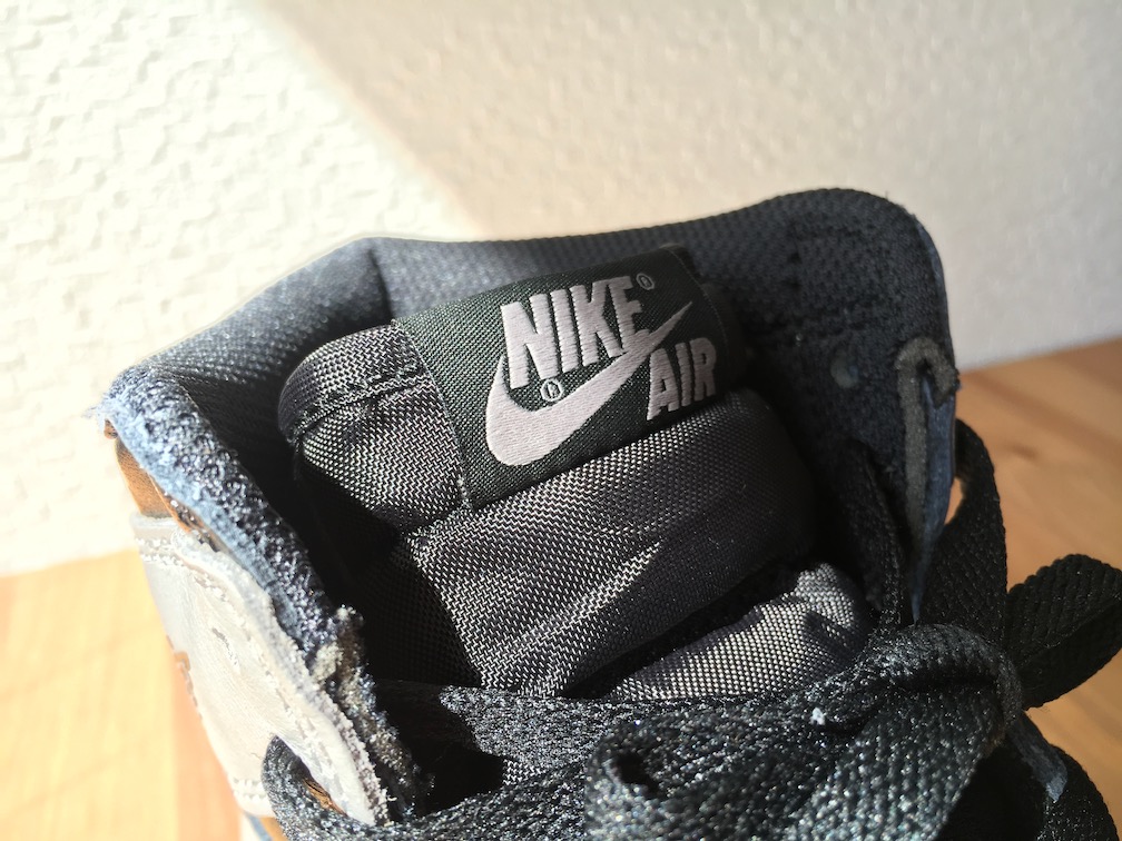 Nike Air Jordan 1 Retro High OG “SHADOW”（ナイキ エアジョーダン１シャドウ）
